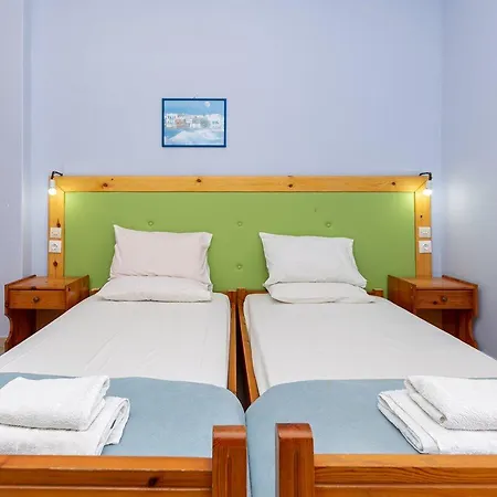 Alexandros Hotel
